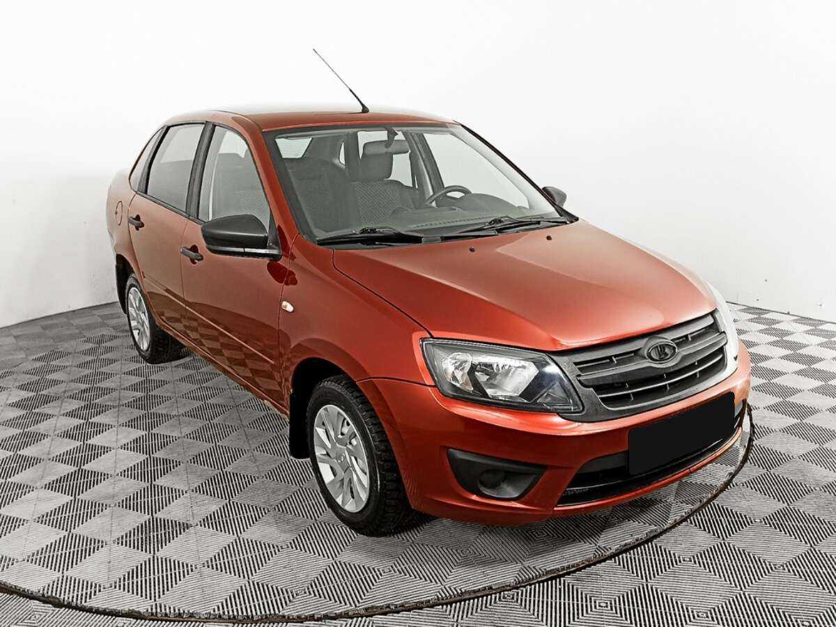 Lada (ВАЗ) Granta 2018 года с пробегом. Фото: #2