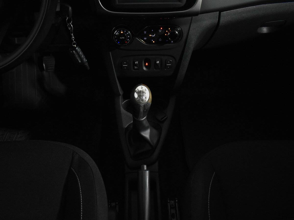 Renault Sandero 2016 года с пробегом. Фото: #11