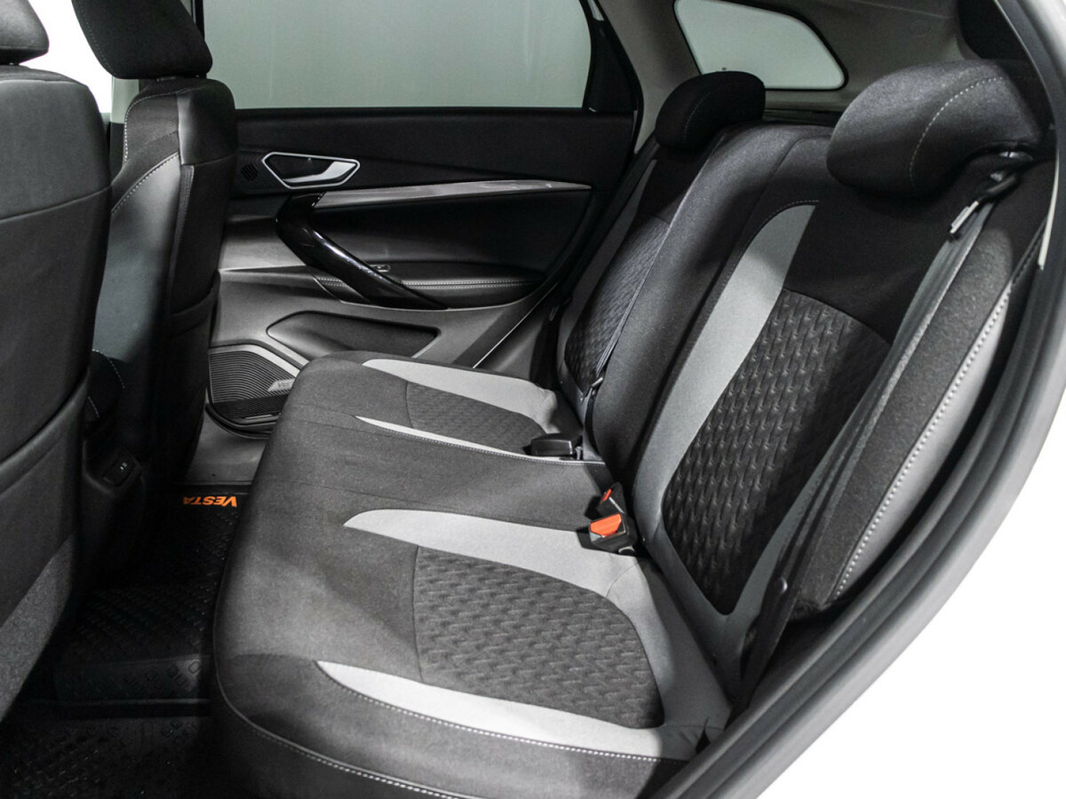 Lada (ВАЗ) Vesta 2024 года с пробегом. Фото: #9