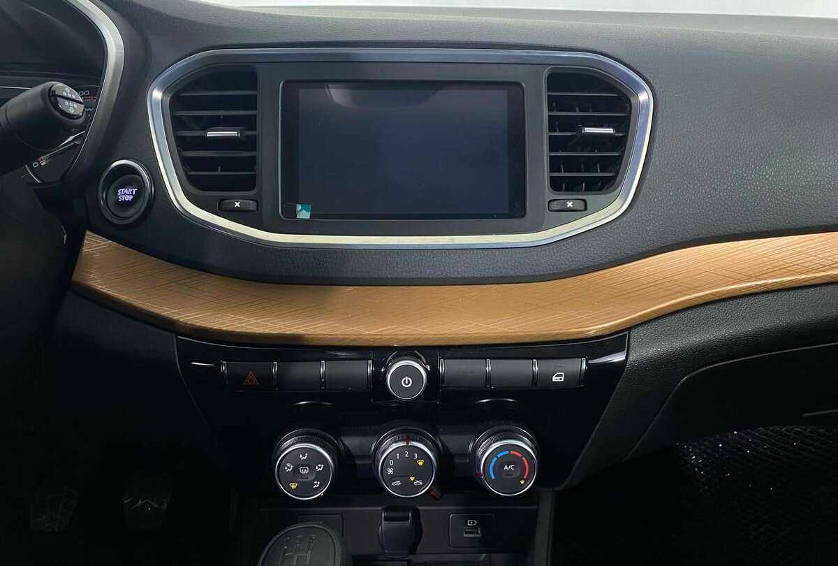 Lada (ВАЗ) Vesta 2023 года с пробегом. Фото: #10