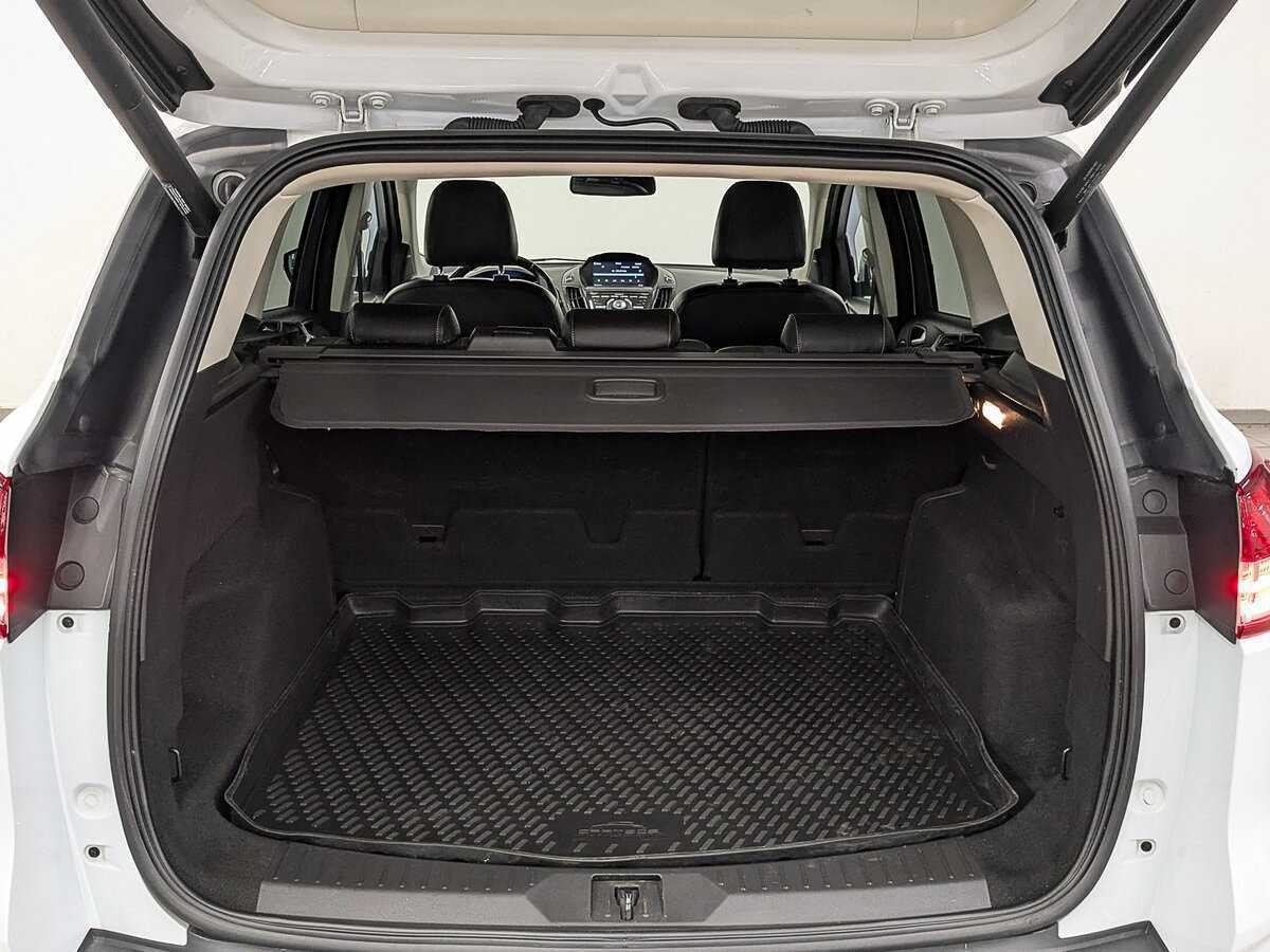 Ford Kuga 2014 года с пробегом. Фото: #9