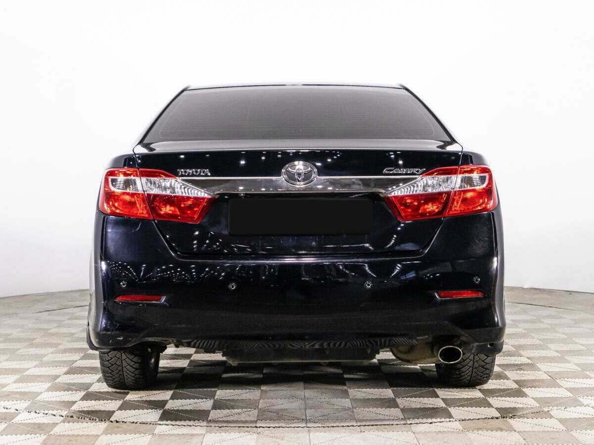 Toyota Camry 2013 года с пробегом. Фото: #5