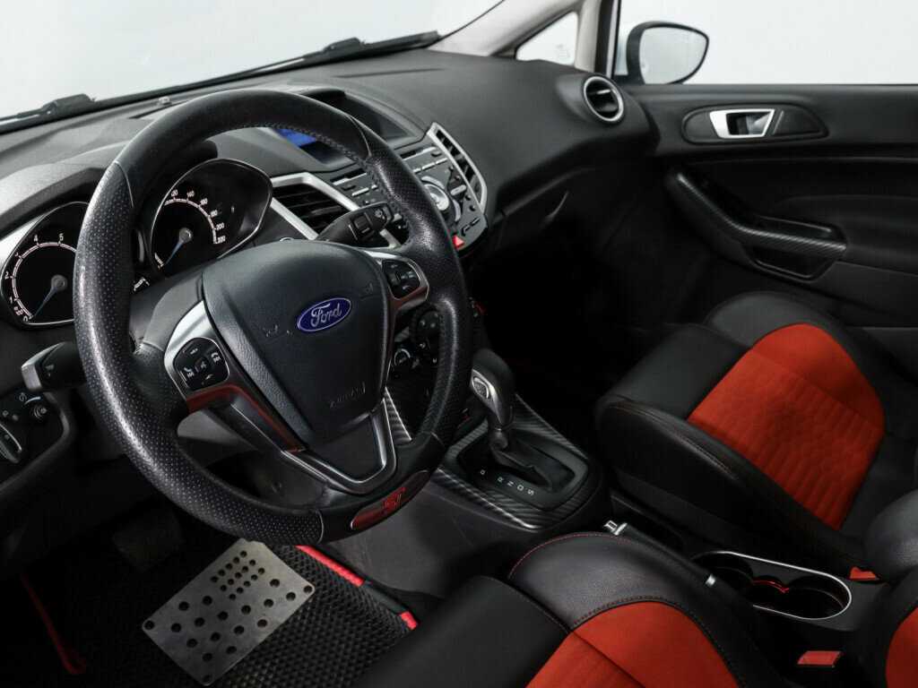 Ford Fiesta 2016 года с пробегом. Фото: #8