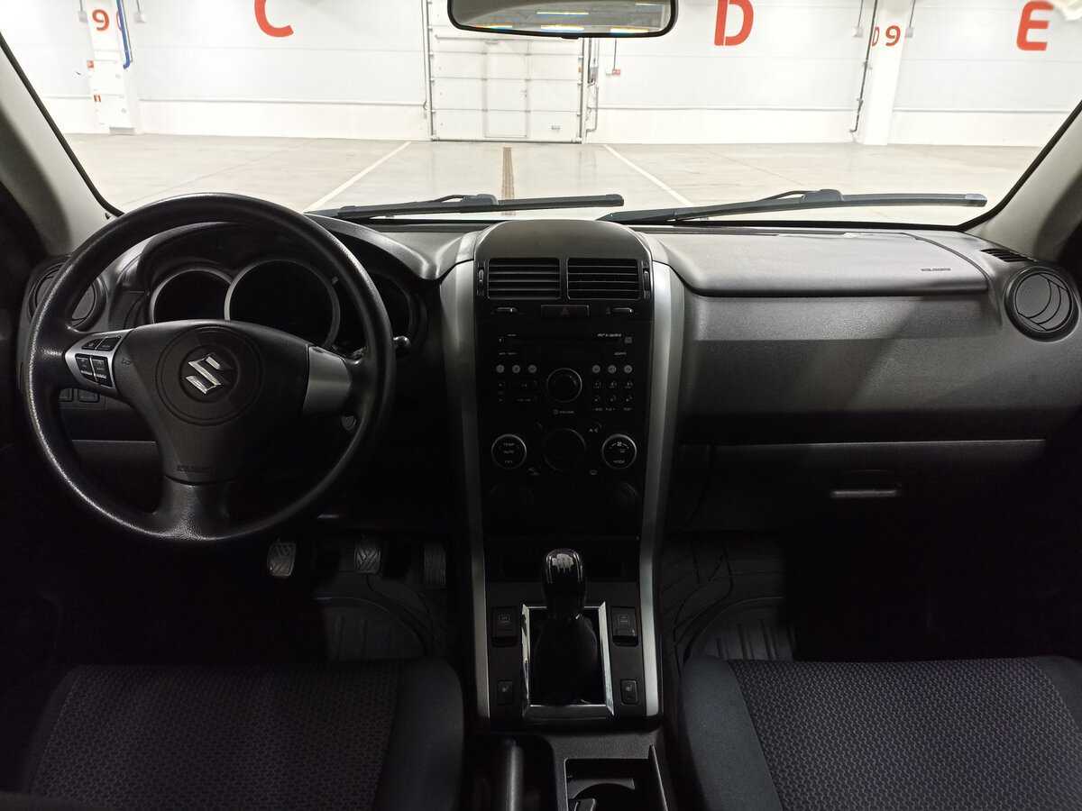 Suzuki Grand Vitara 2013 года с пробегом. Фото: #13