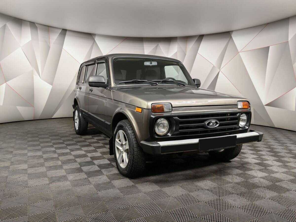 Lada (ВАЗ) 2131 (4x4) 2019 года с пробегом. Фото: #2