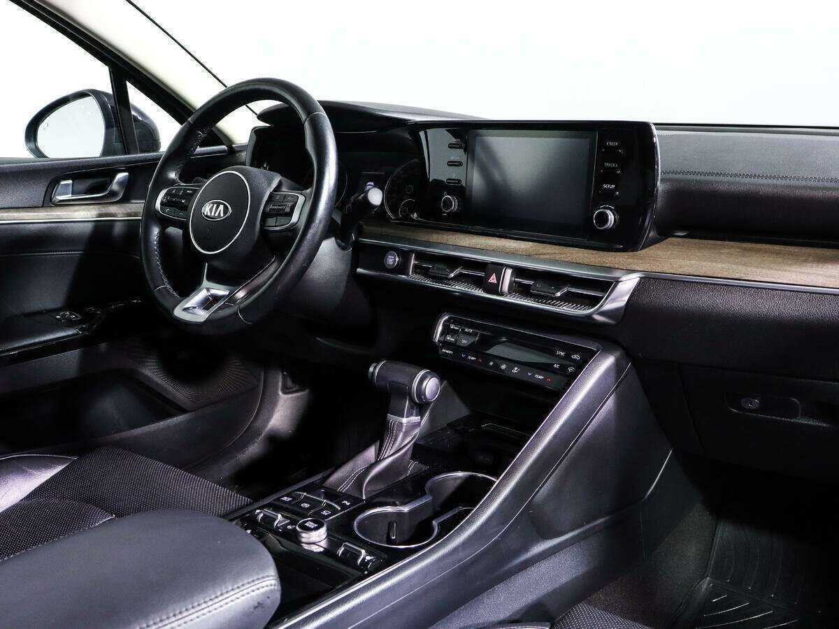 Kia K5 2021 года с пробегом. Фото: #6
