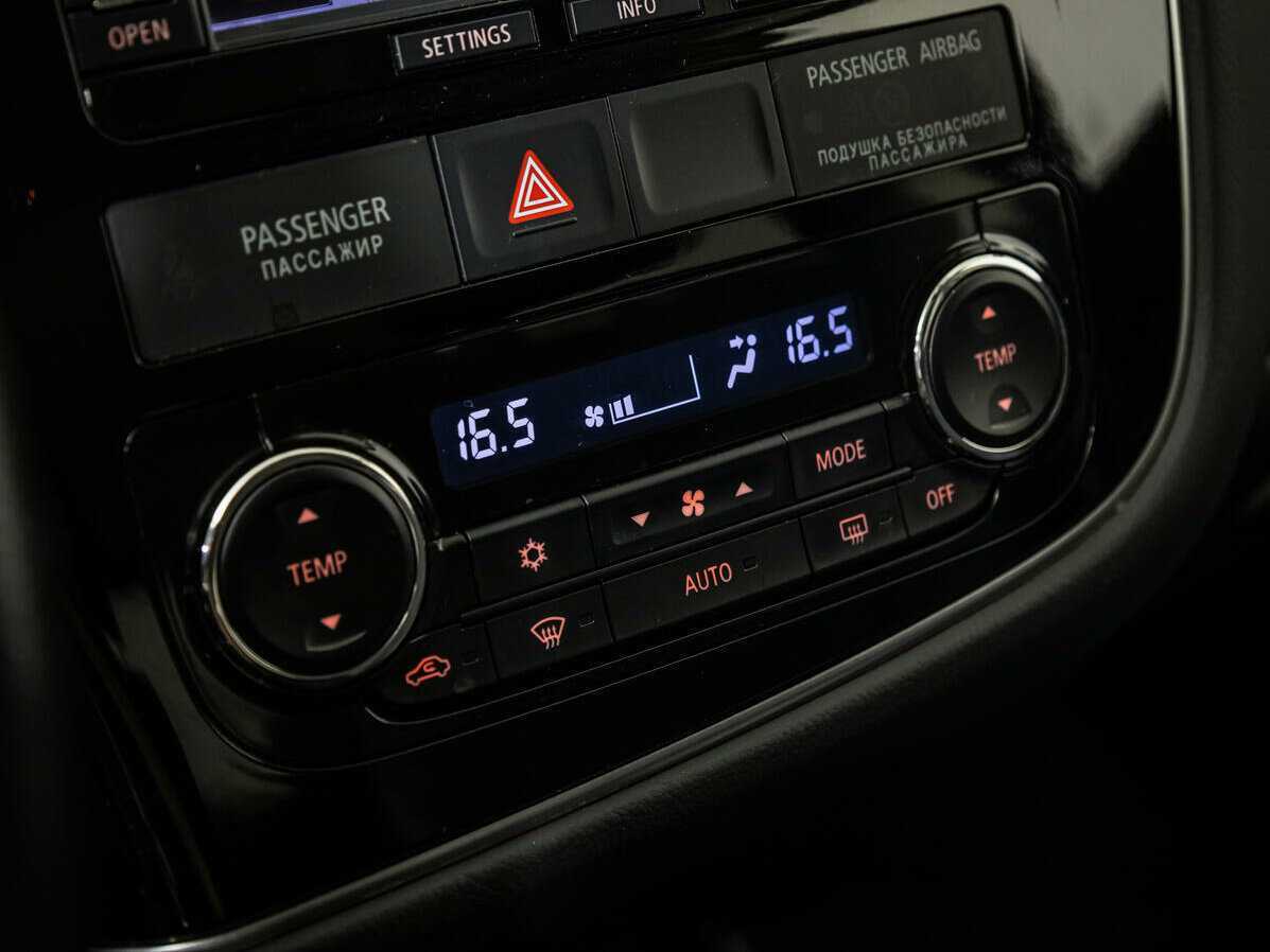 Mitsubishi Outlander 2015 года с пробегом. Фото: #15