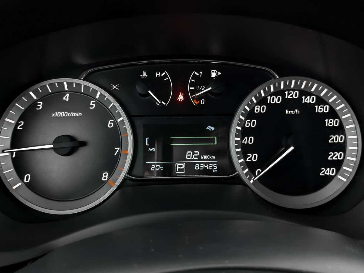 Nissan Tiida 2015 года с пробегом. Фото: #11