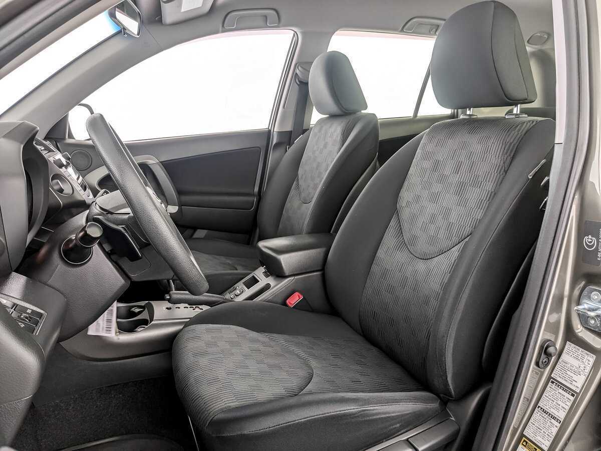 Toyota RAV4 2012 года с пробегом. Фото: #19