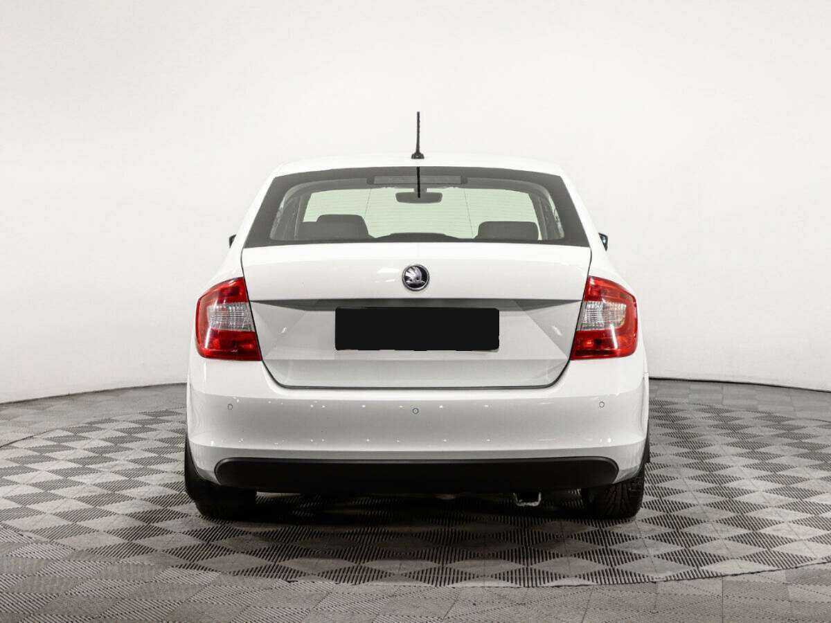 Skoda Rapid 2016 года с пробегом. Фото: #5