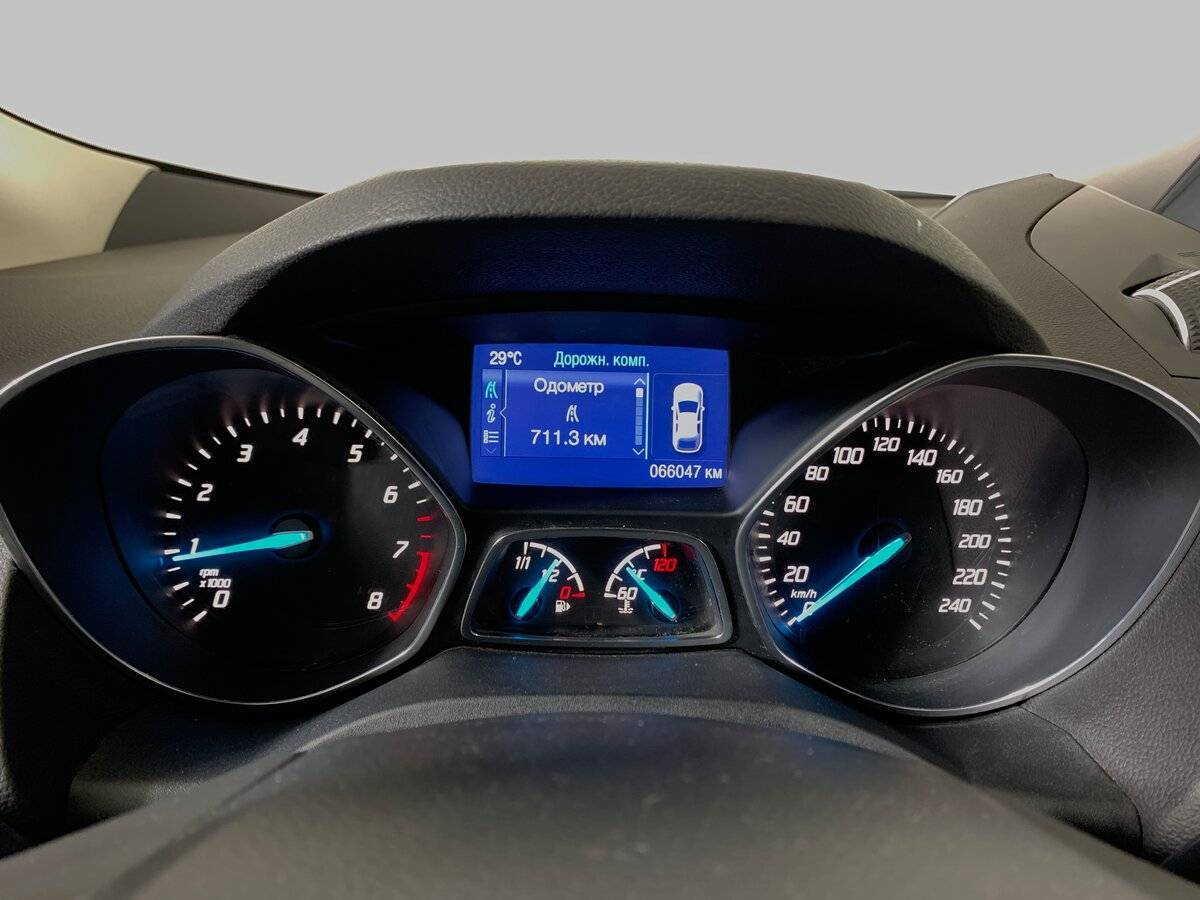 Ford Kuga 2013 года с пробегом. Фото: #13