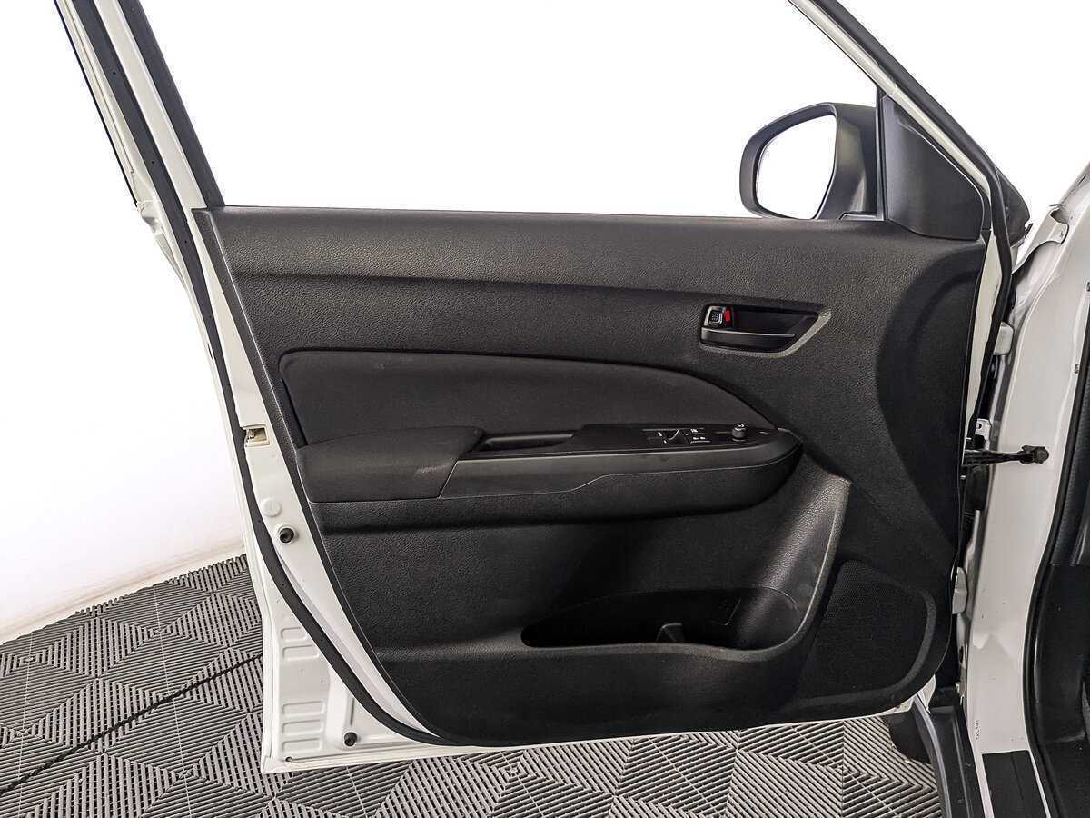 Suzuki Vitara 2019 года с пробегом. Фото: #18