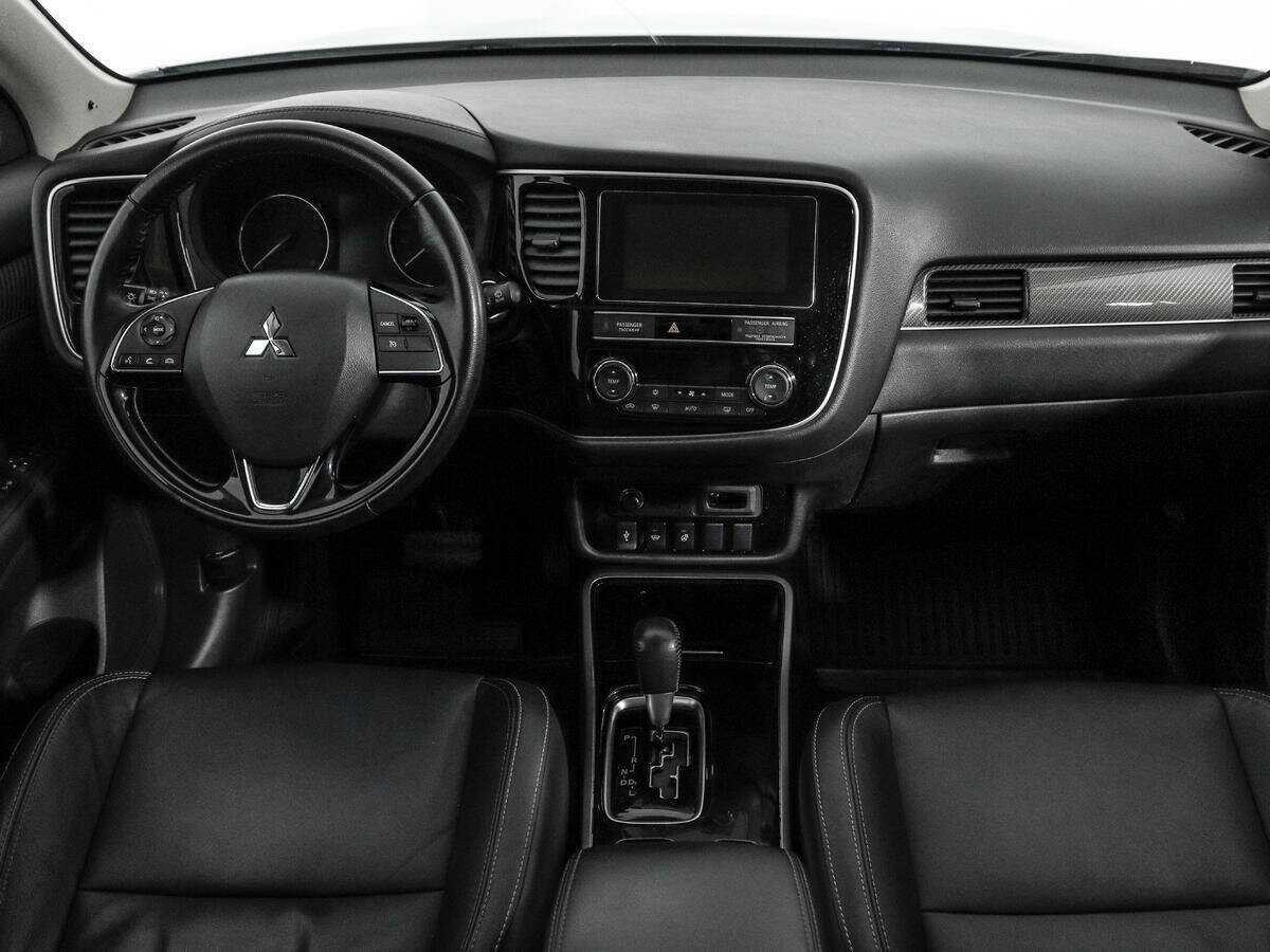 Mitsubishi Outlander 2019 года с пробегом. Фото: #9