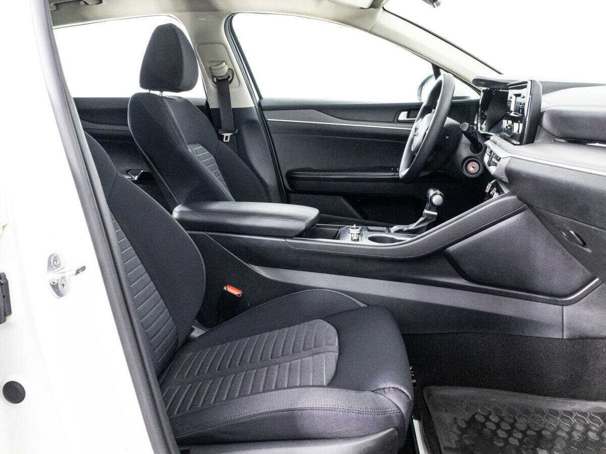 Kia K5 2020 года с пробегом. Фото: #14