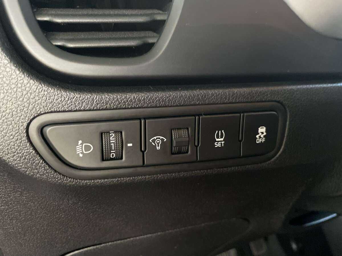 Kia Rio 2022 года с пробегом. Фото: #13