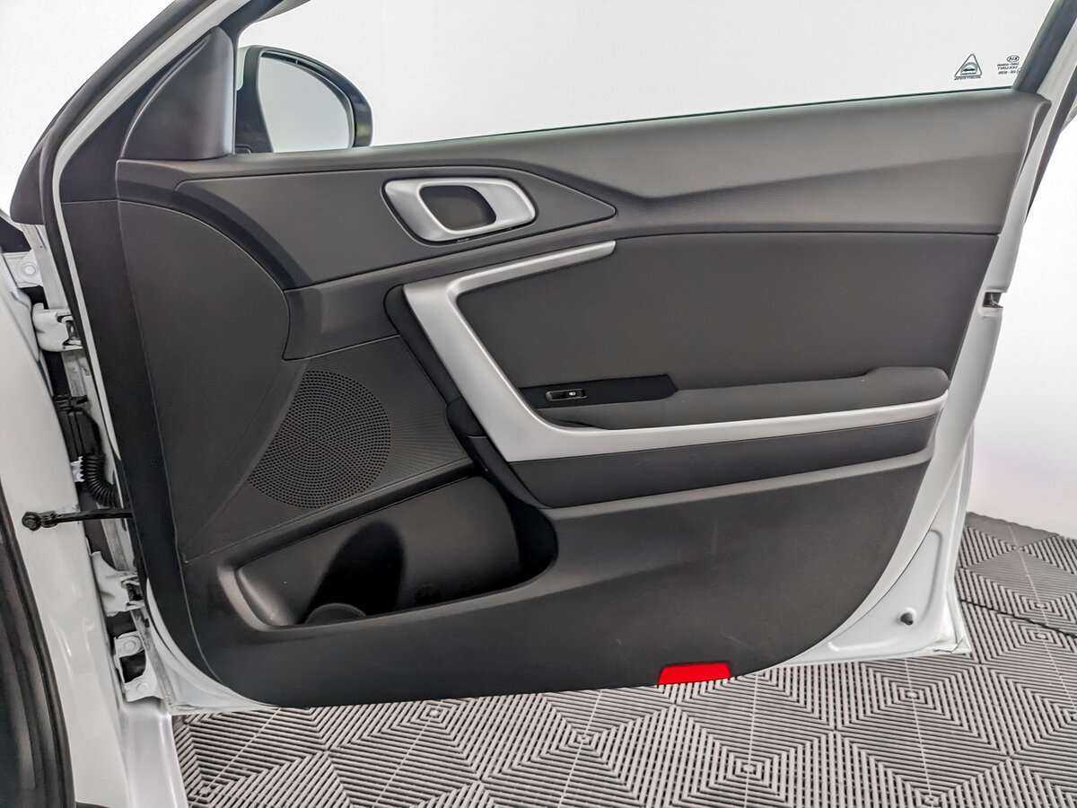 Kia Ceed 2018 года с пробегом. Фото: #19