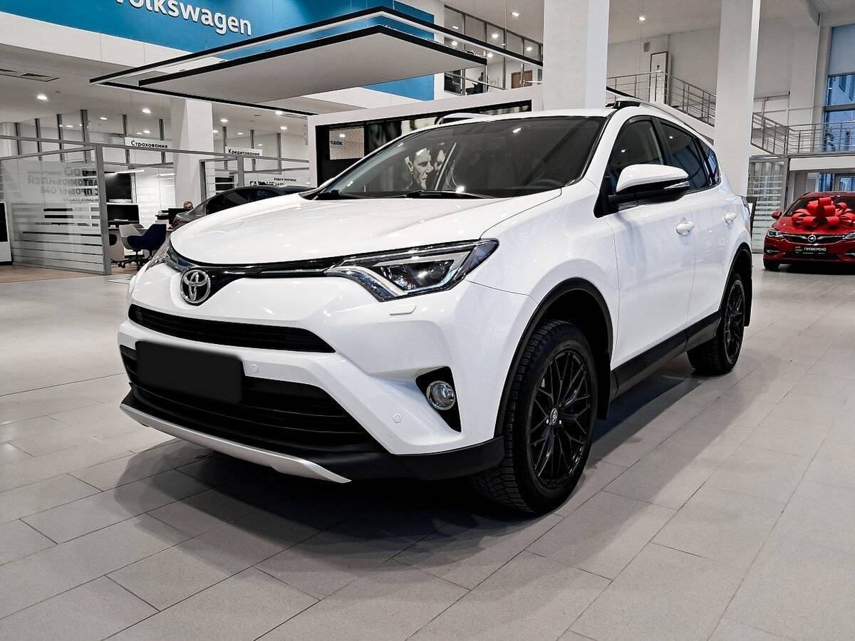 Toyota RAV4 2016 года с пробегом. Фото: #0
