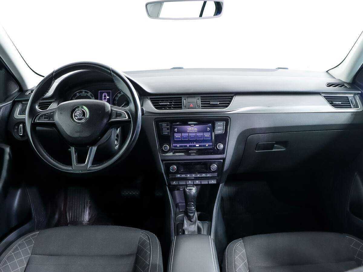 Skoda Rapid 2017 года с пробегом. Фото: #9