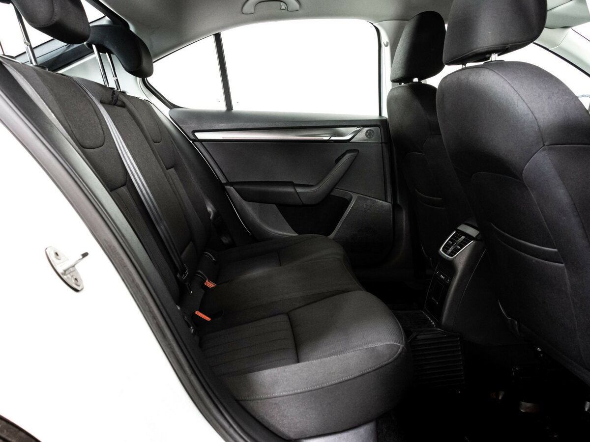 Skoda Octavia 2017 года с пробегом. Фото: #12