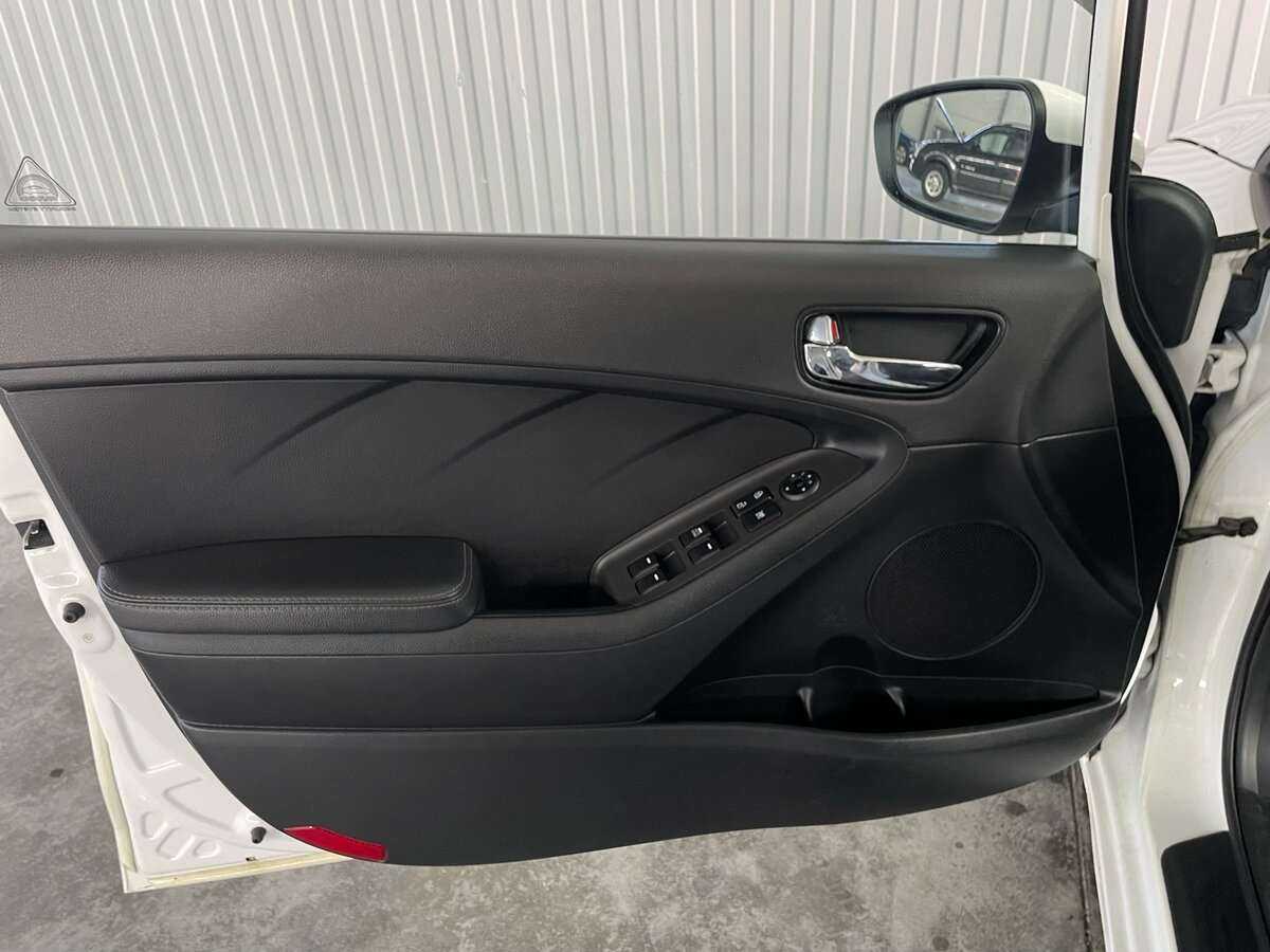 Kia Cerato 2017 года с пробегом. Фото: #16