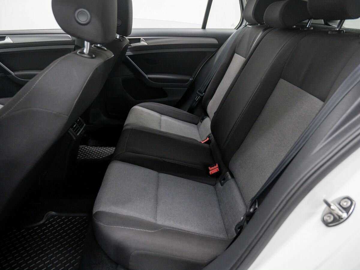 Volkswagen Golf 2014 года с пробегом. Фото: #11