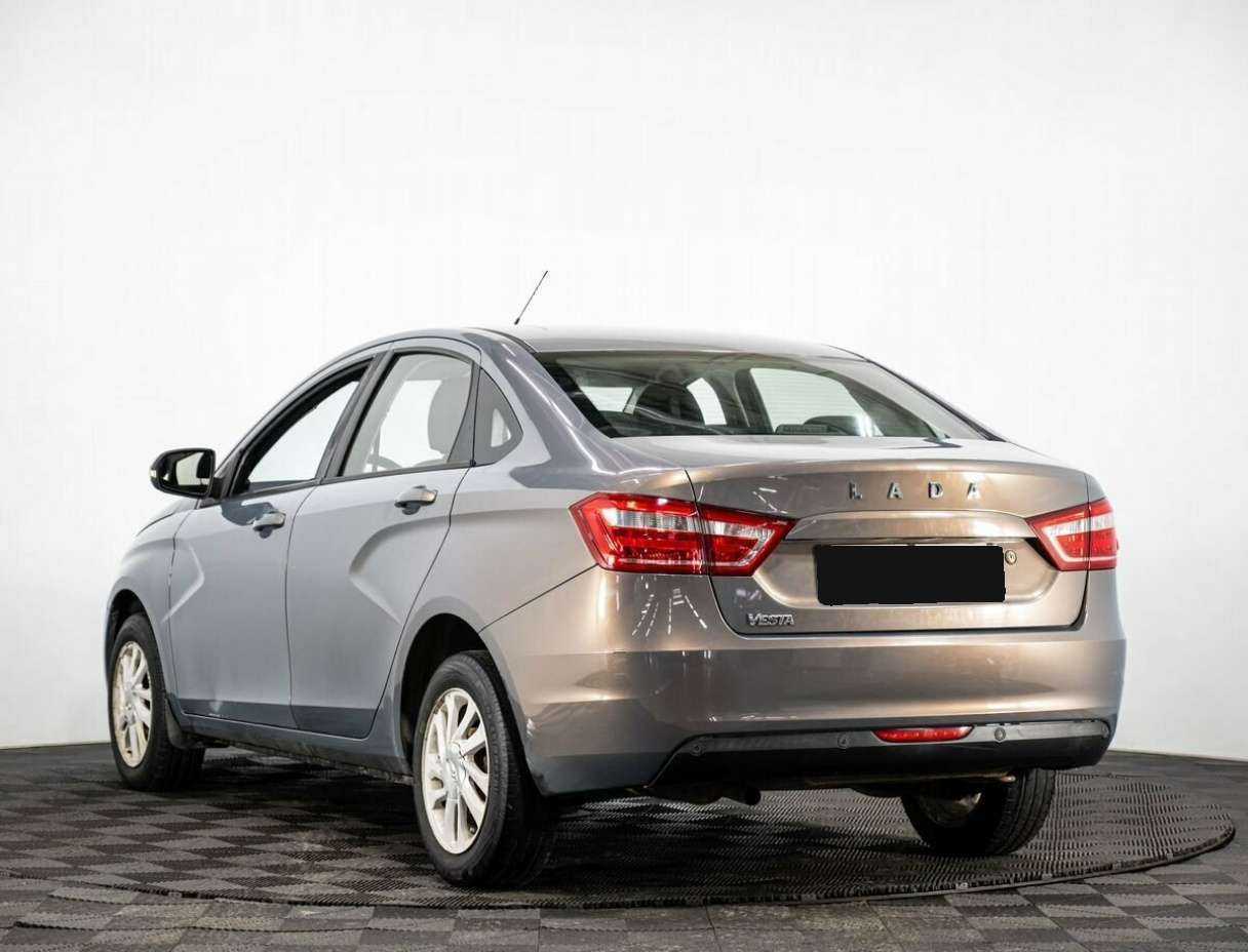 Lada (ВАЗ) Vesta 2015 года с пробегом. Фото: #3