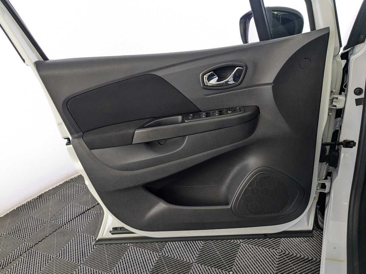 Renault Kaptur 2020 года с пробегом. Фото: #14