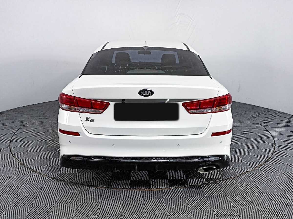 Kia K5 2018 года с пробегом. Фото: #5