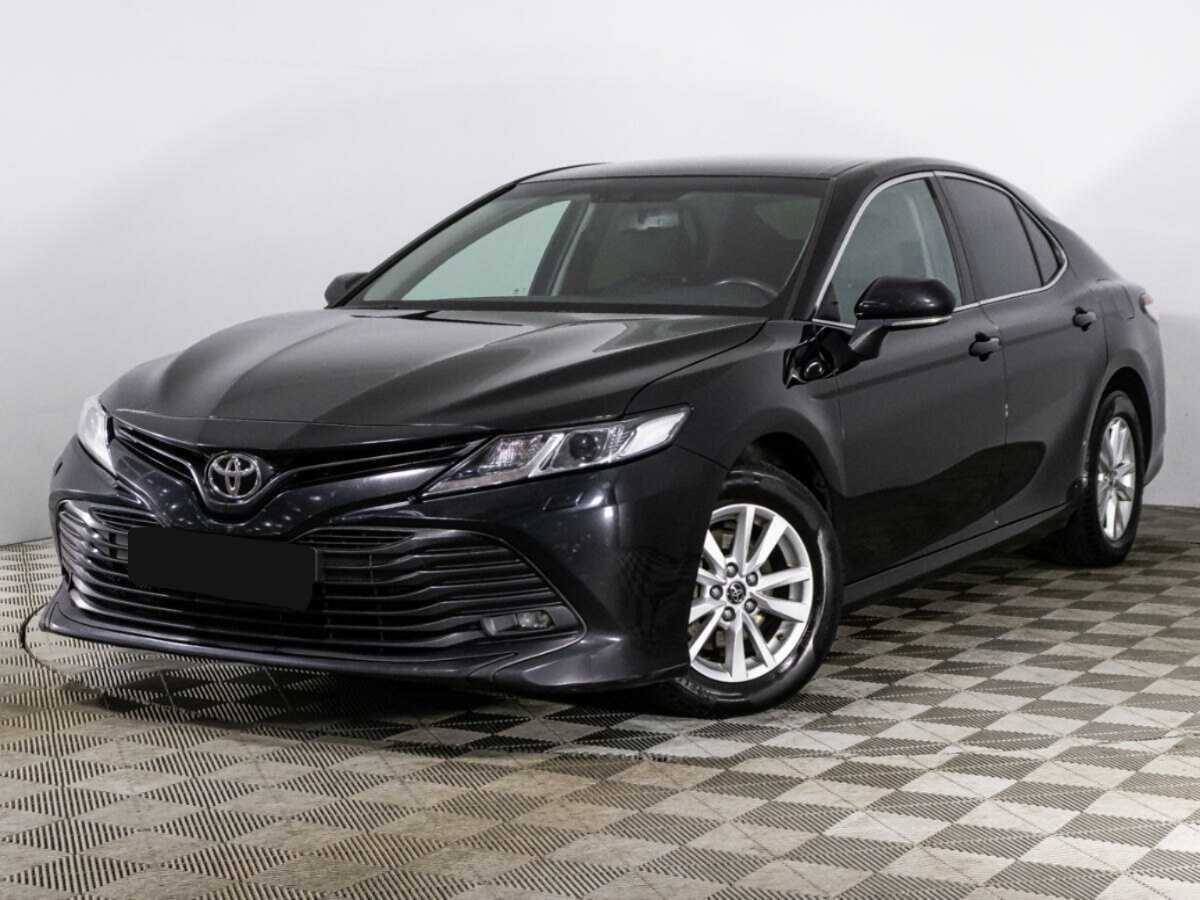 Toyota Camry 2018 года с пробегом. Посмотреть фото