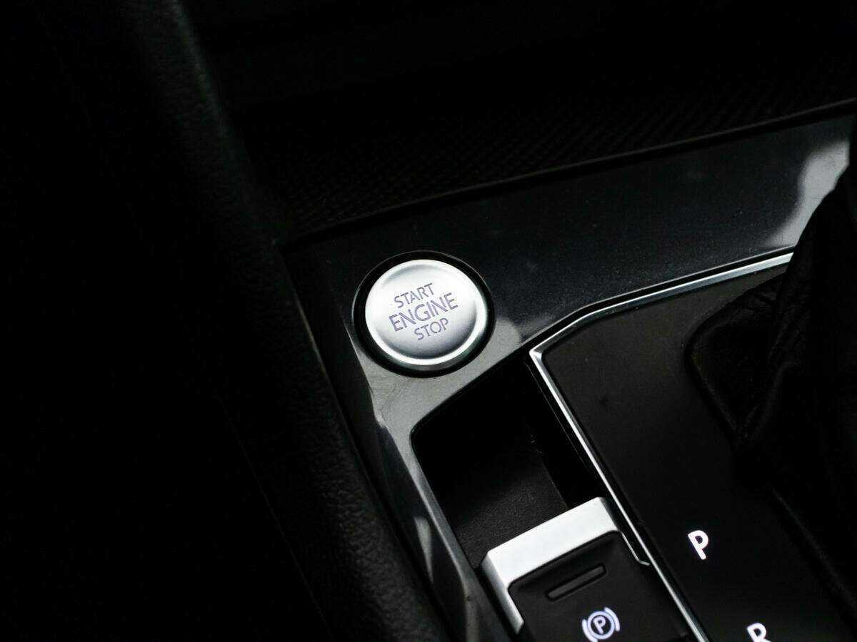 Volkswagen Tiguan 2018 года с пробегом. Фото: #18