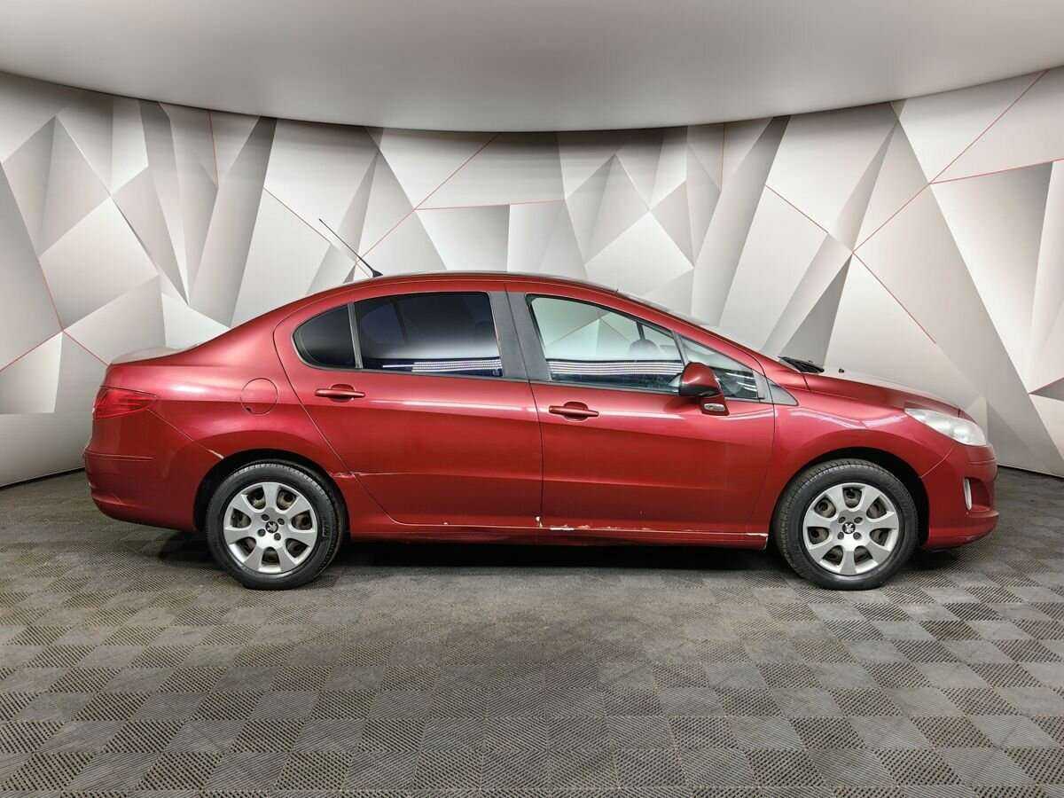 Peugeot 408 2013 года с пробегом. Фото: #5