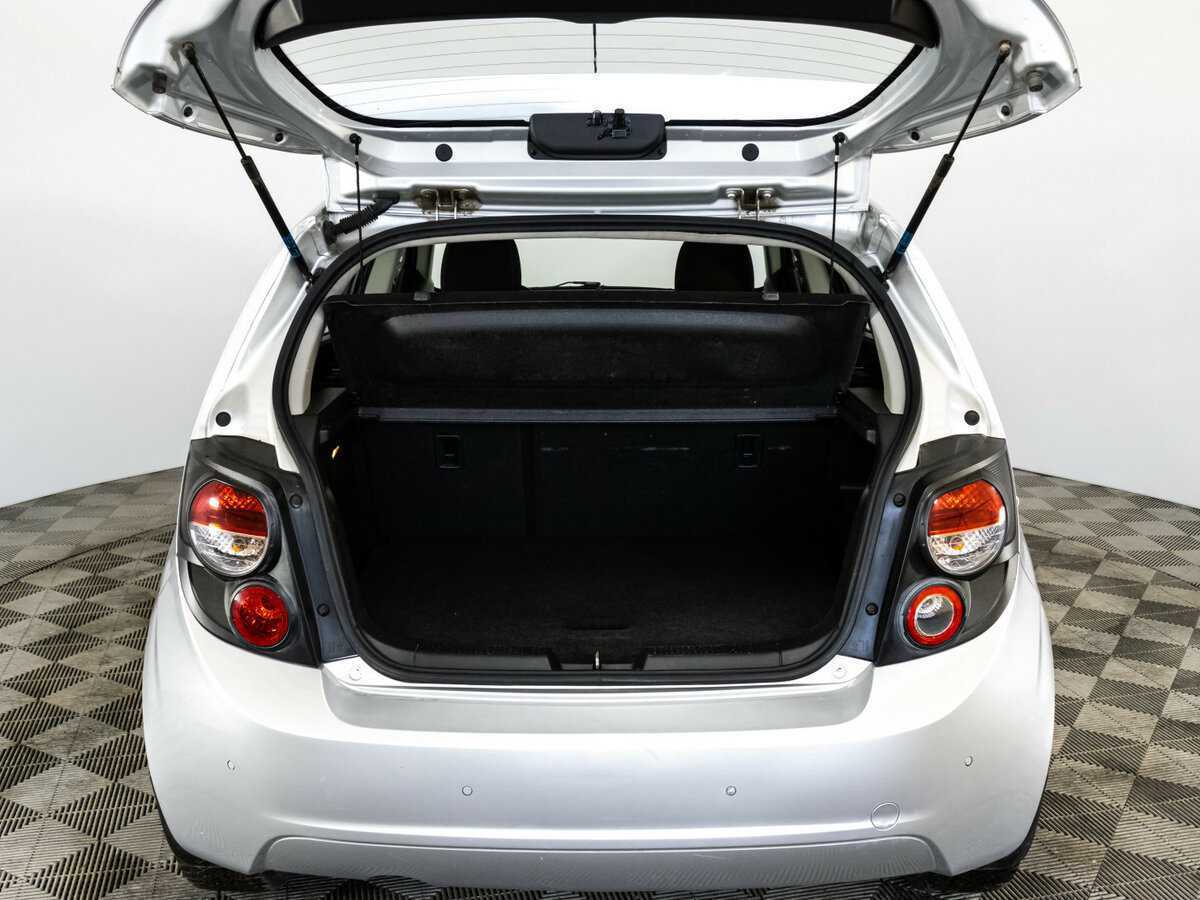 Chevrolet Aveo 2013 года с пробегом. Фото: #18