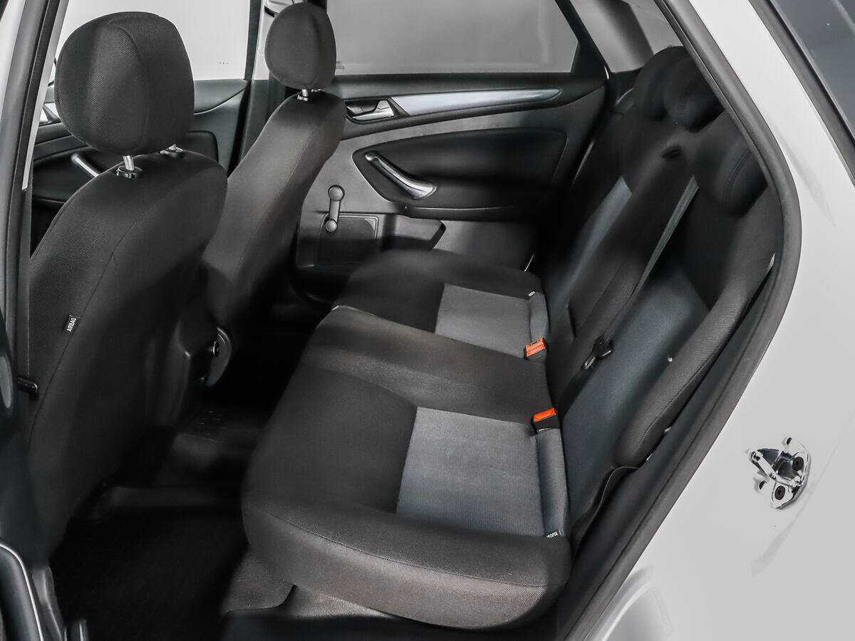 Ford Mondeo 2014 года с пробегом. Фото: #9