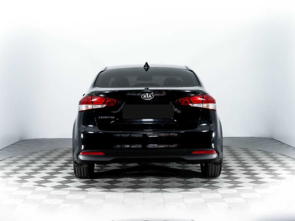 Kia Cerato 2018 года с пробегом. Фото: #5