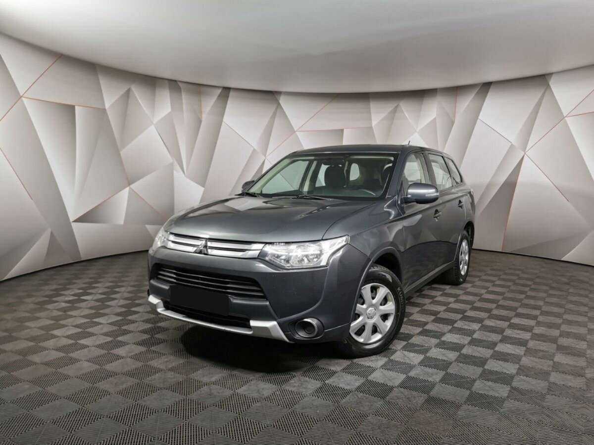 Mitsubishi Outlander 2014 года с пробегом. Фото: #0