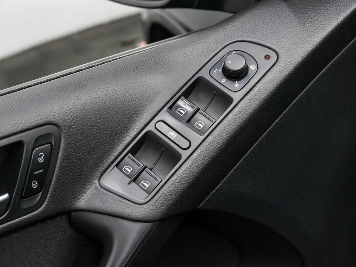 Volkswagen Tiguan 2013 года с пробегом. Фото: #15