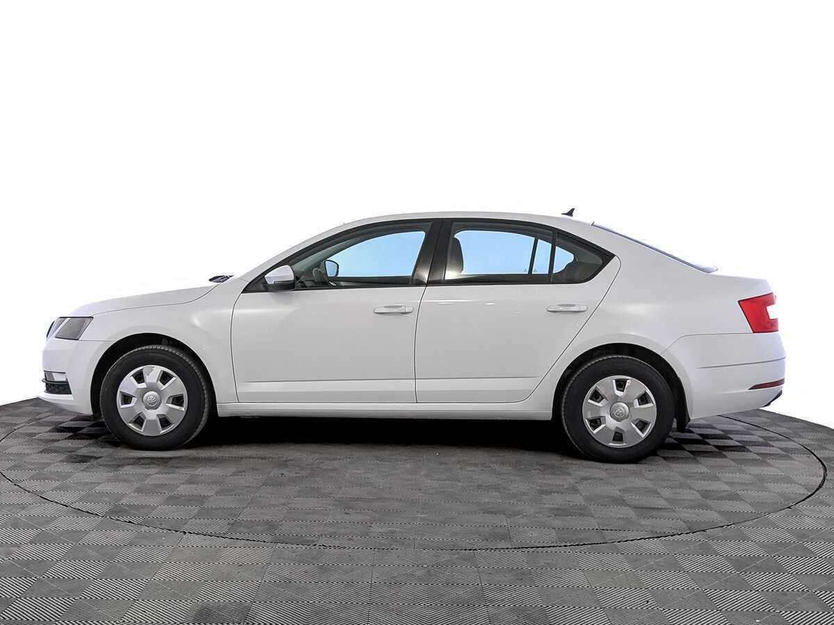 Skoda Octavia 2019 года с пробегом. Фото: #7