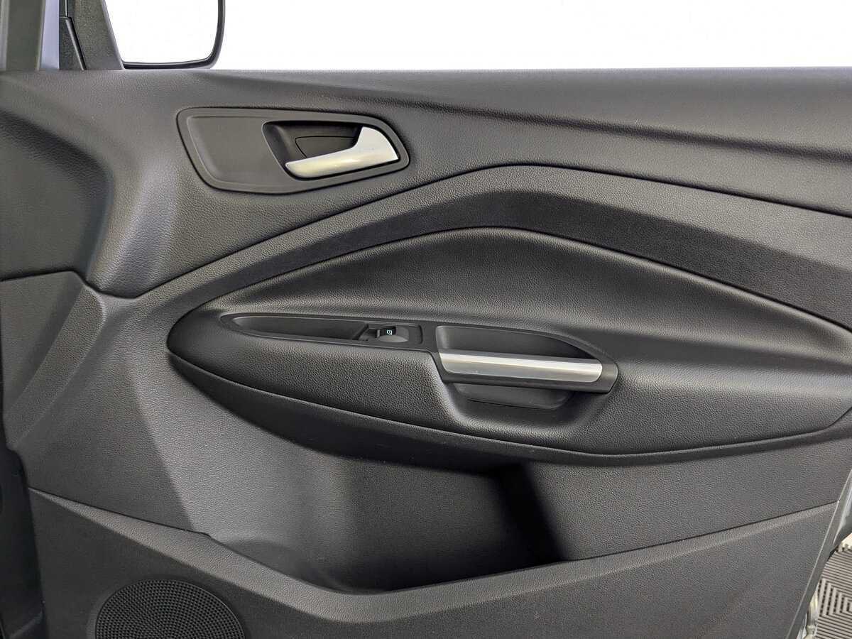 Ford Kuga 2018 года с пробегом. Фото: #24