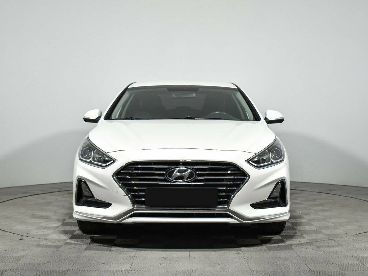 Hyundai Sonata 2019 года с пробегом. Фото: #1