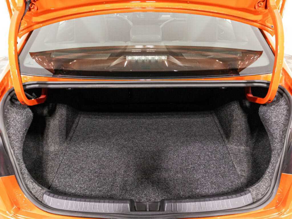 Volkswagen Jetta 2018 года с пробегом. Фото: #14