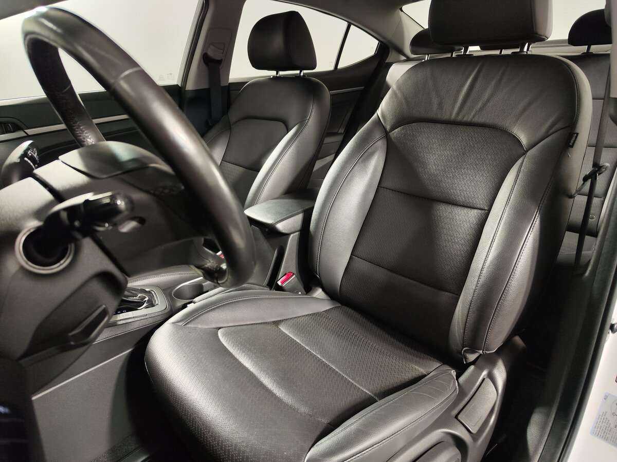 Hyundai Elantra 2016 года с пробегом. Фото: #6