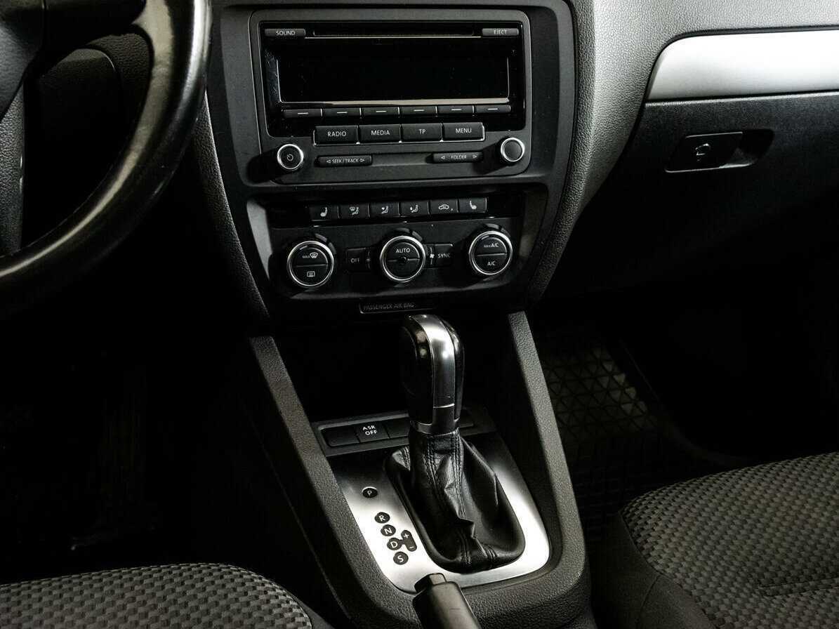 Volkswagen Jetta 2012 года с пробегом. Фото: #9