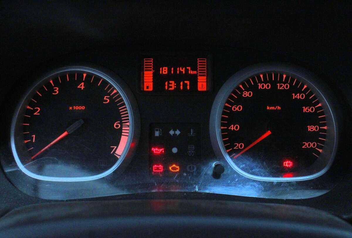 Renault Duster 2013 года с пробегом. Фото: #7