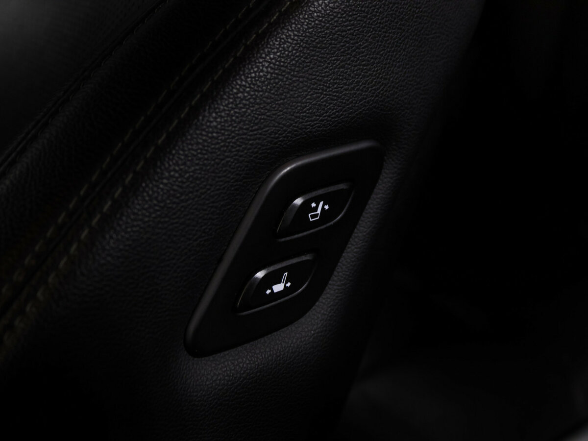 Hyundai Santa Fe 2019 года с пробегом. Фото: #19