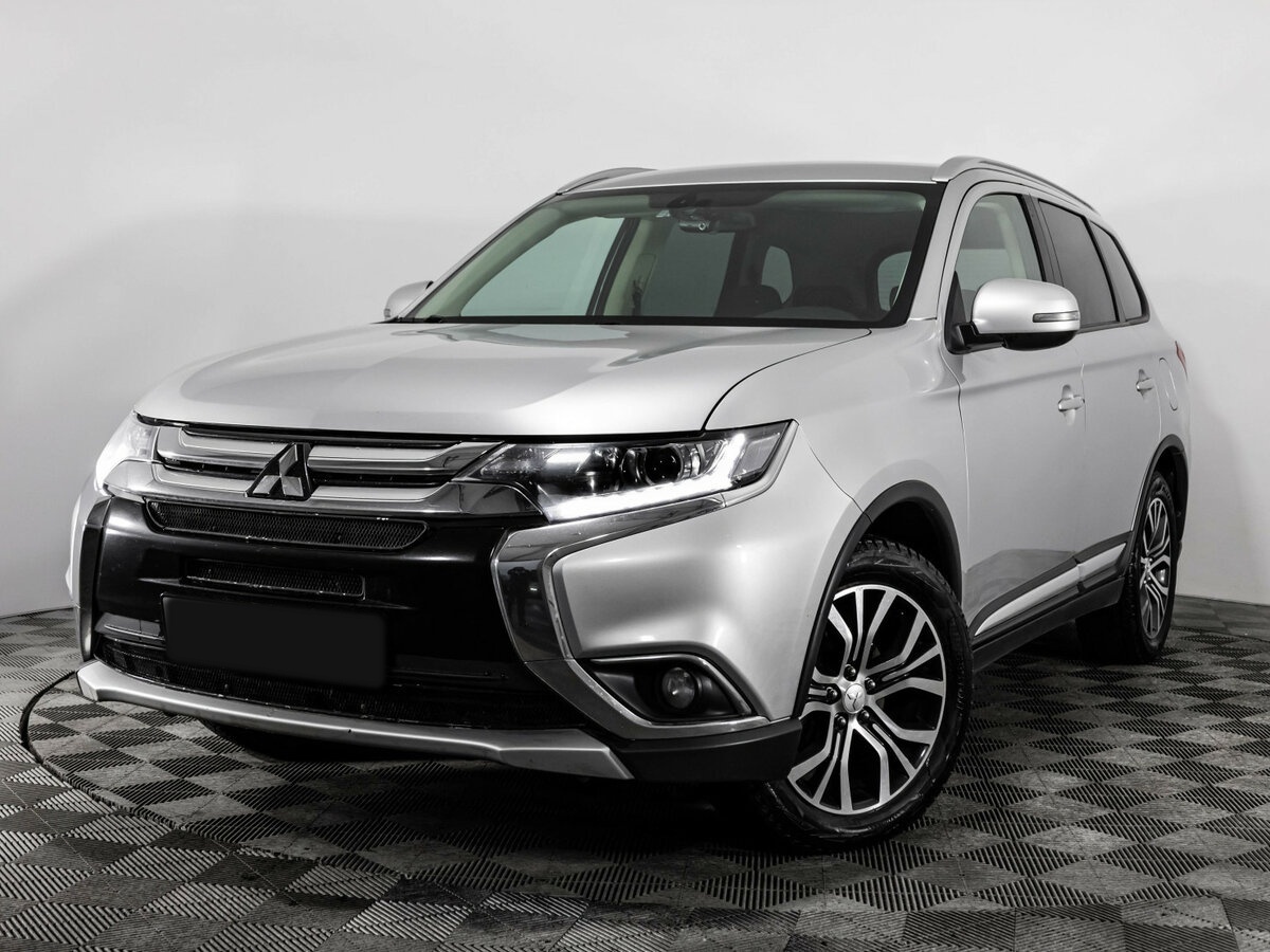 Mitsubishi Outlander 2018 года с пробегом. Фото: #0