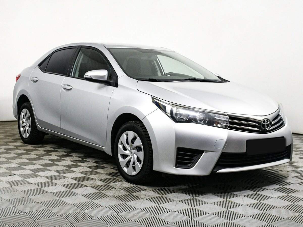 Toyota Corolla 2015 года с пробегом. Фото: #2