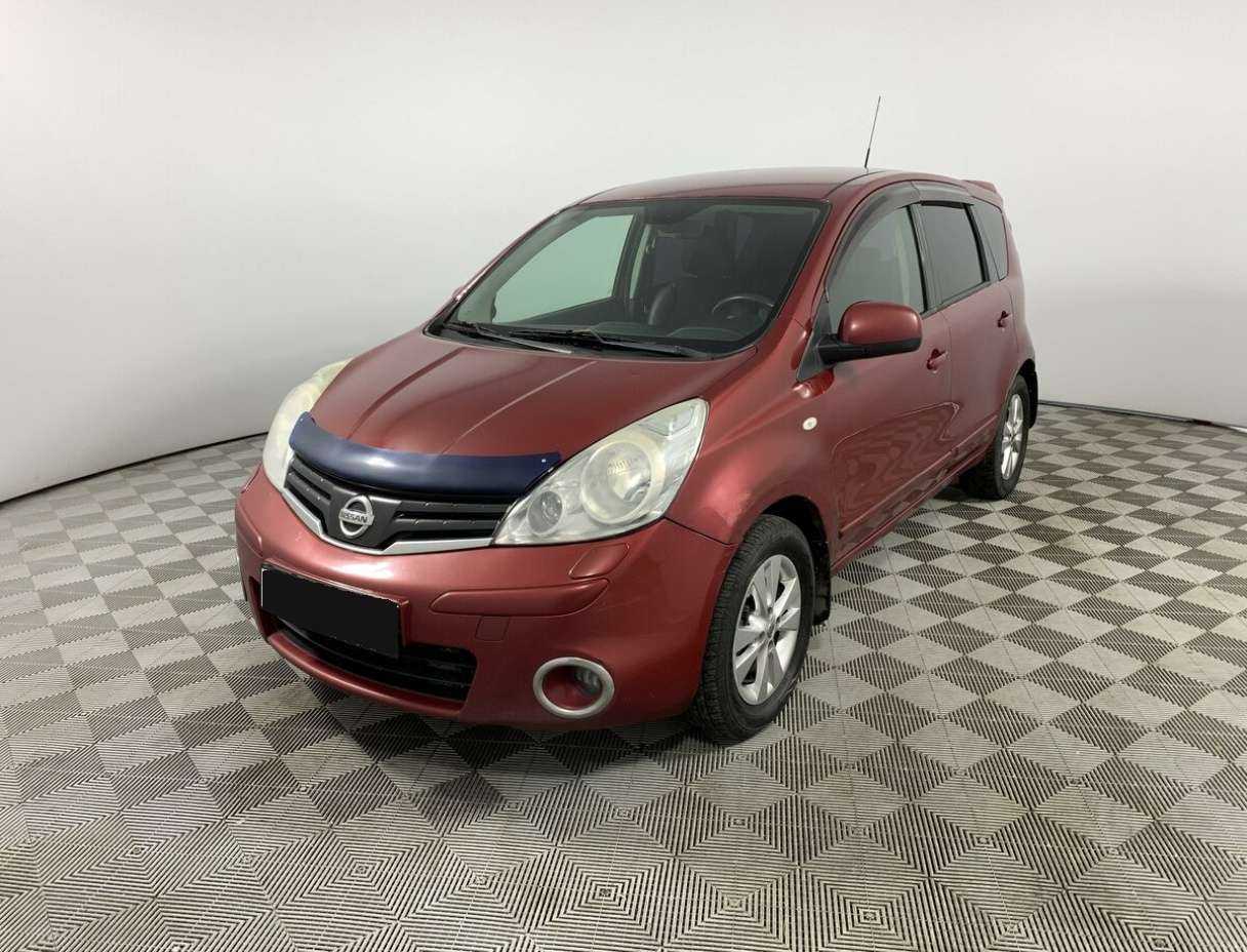 Nissan Note 2012 года с пробегом. Посмотреть фото