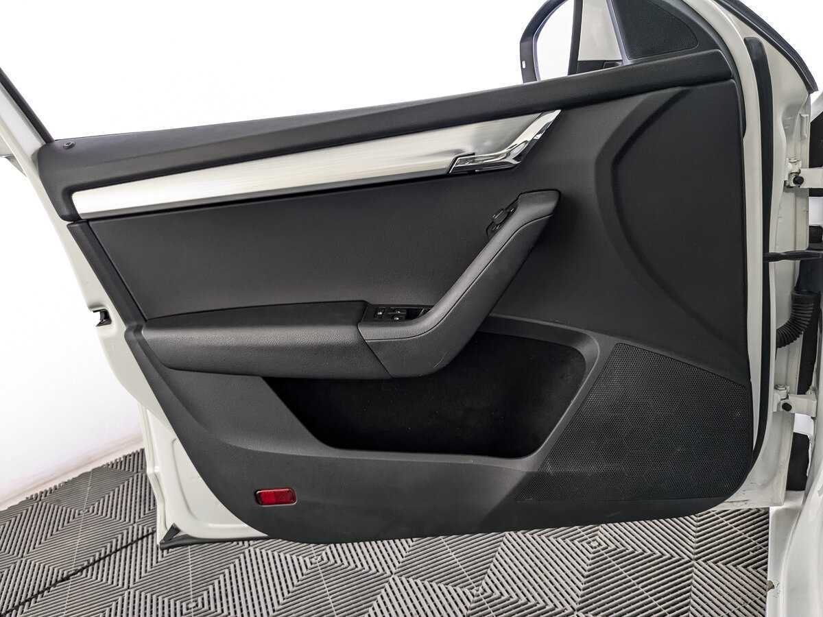 Skoda Octavia 2017 года с пробегом. Фото: #13