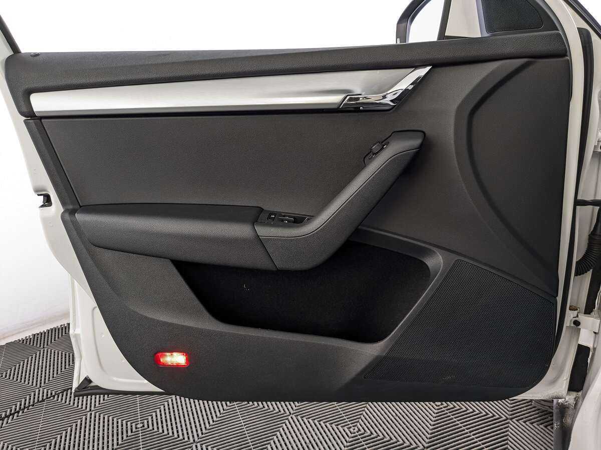 Skoda Octavia 2014 года с пробегом. Фото: #17