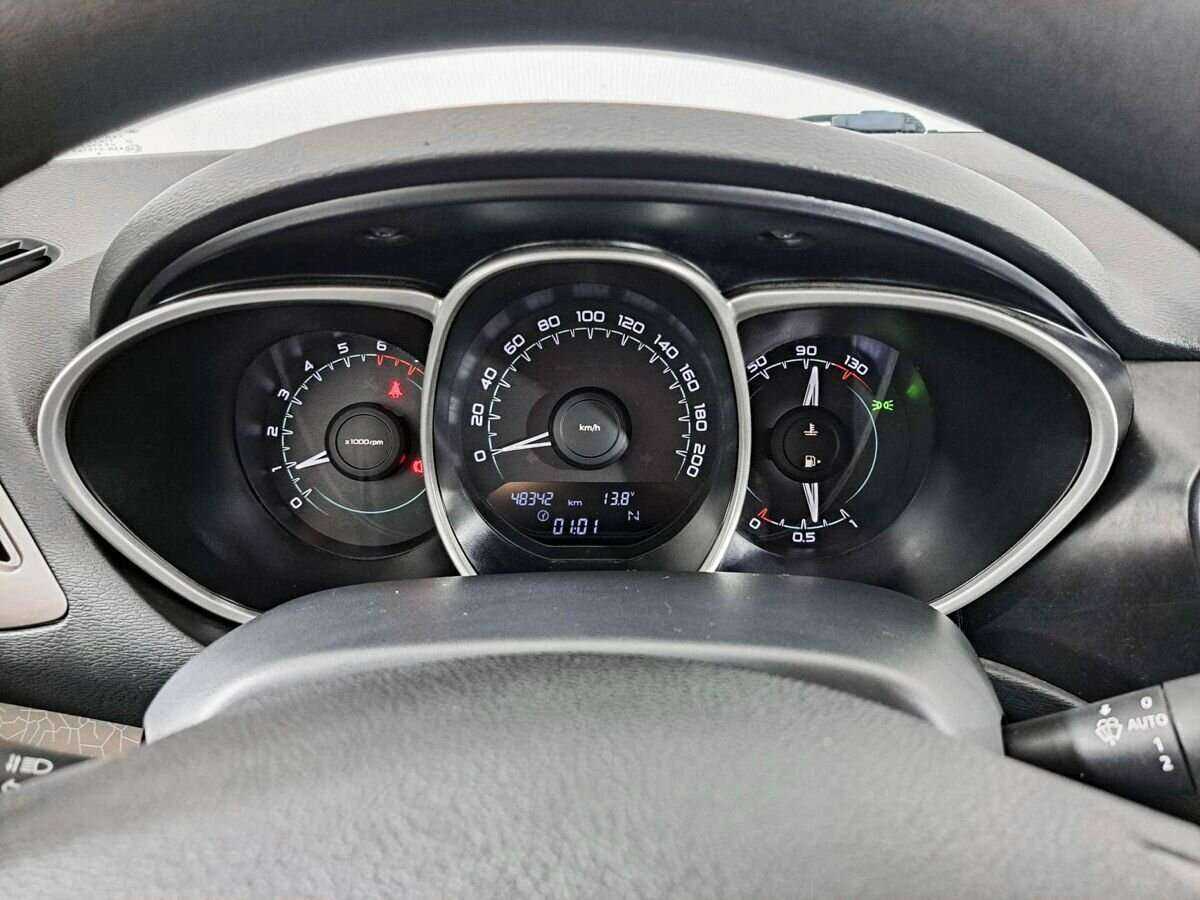 Lada (ВАЗ) Vesta 2016 года с пробегом. Фото: #10